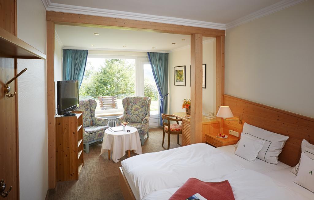 Waldhaus Ohlenbach Hotel Schmallenberg Exterior photo